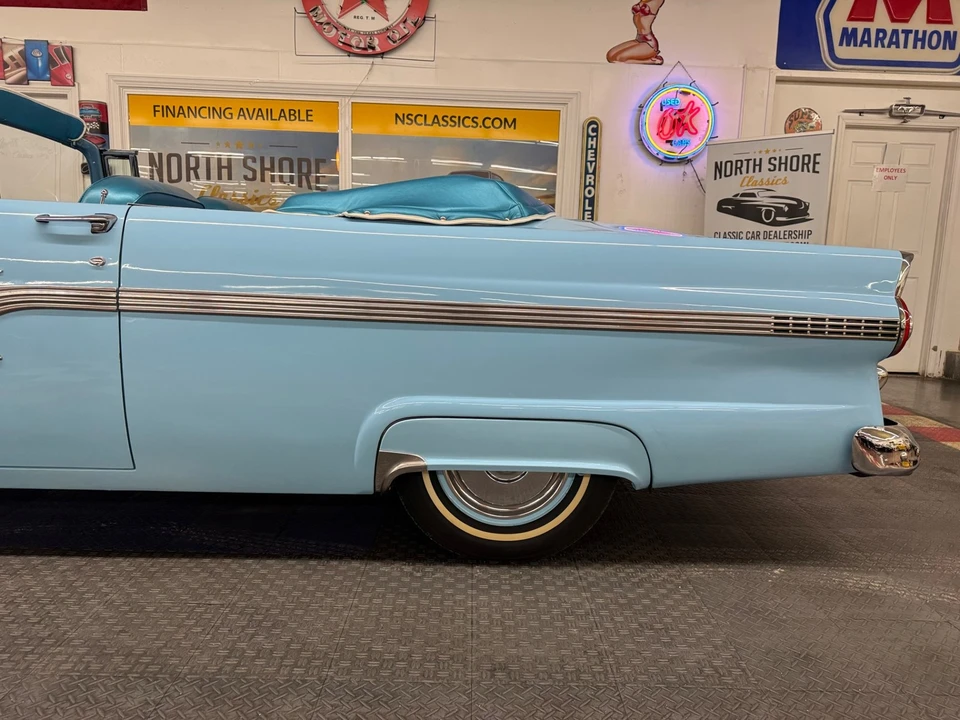 1956 Ford Fairlane 1st Gen - Image 21 of 31