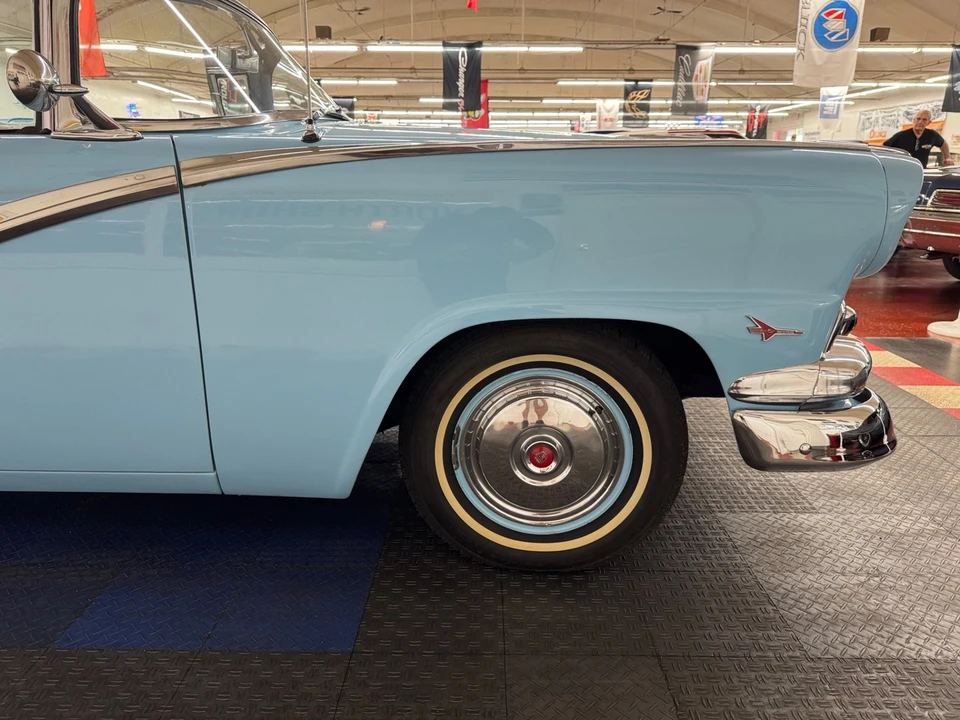1956 Ford Fairlane 1st Gen - Image 29 of 31