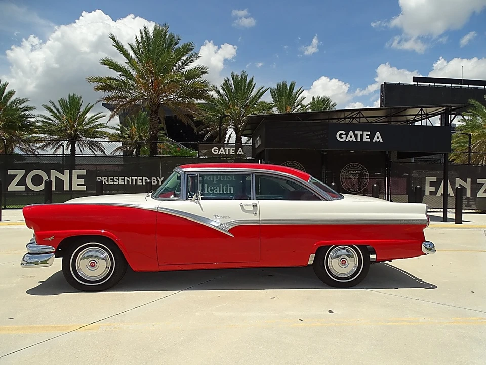 1956 Ford Fairlane 1st Gen - Image 15 of 29