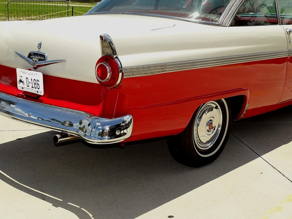 1956 Ford Fairlane 1st Gen - Image 23 of 29