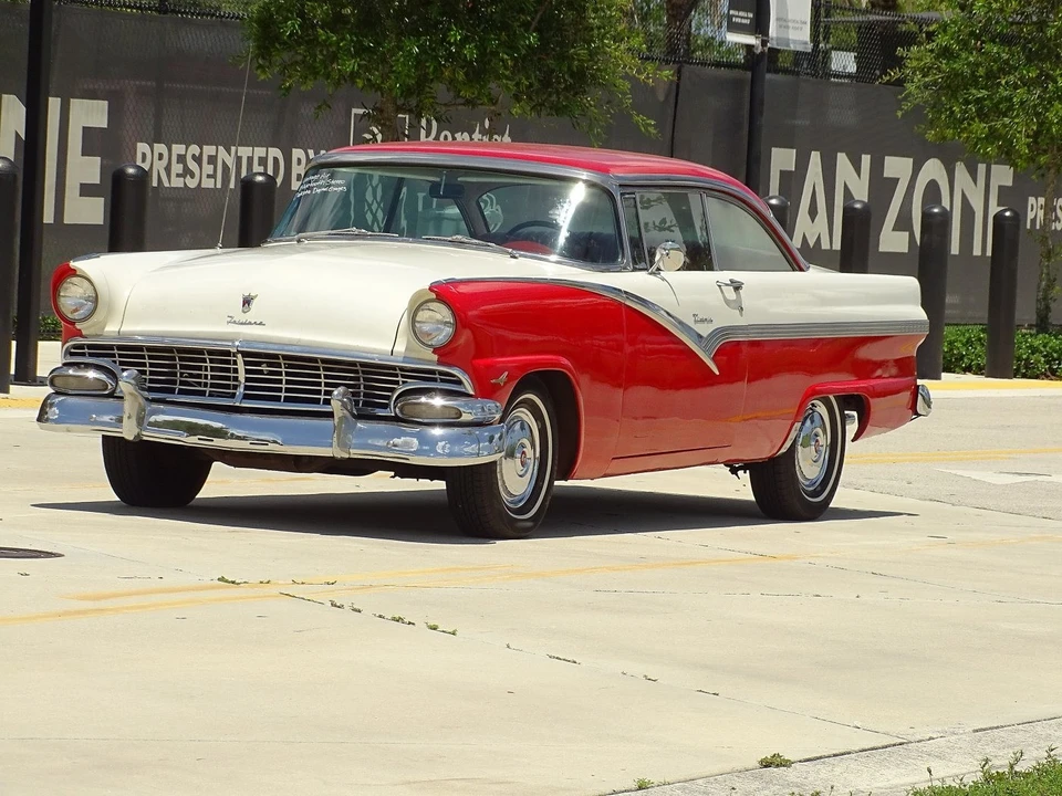 1956 Ford Fairlane 1st Gen - Image 14 of 24