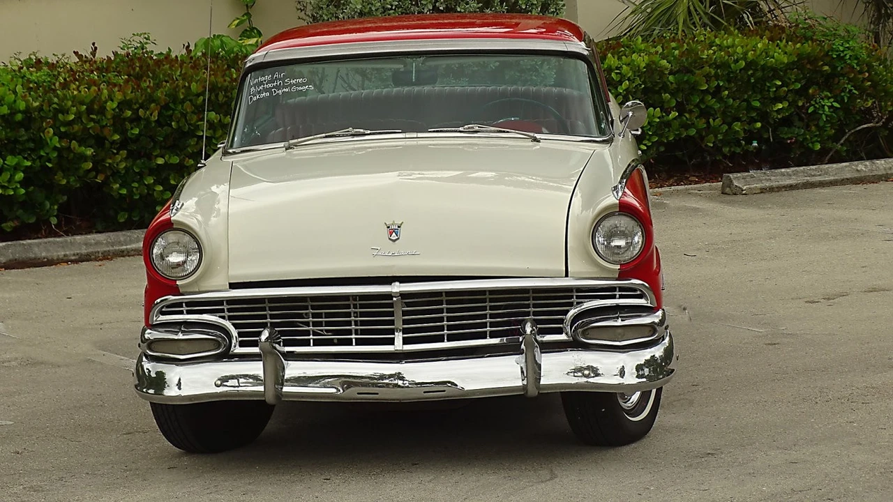 1956 Ford Fairlane 1st Gen - Image 8 of 24