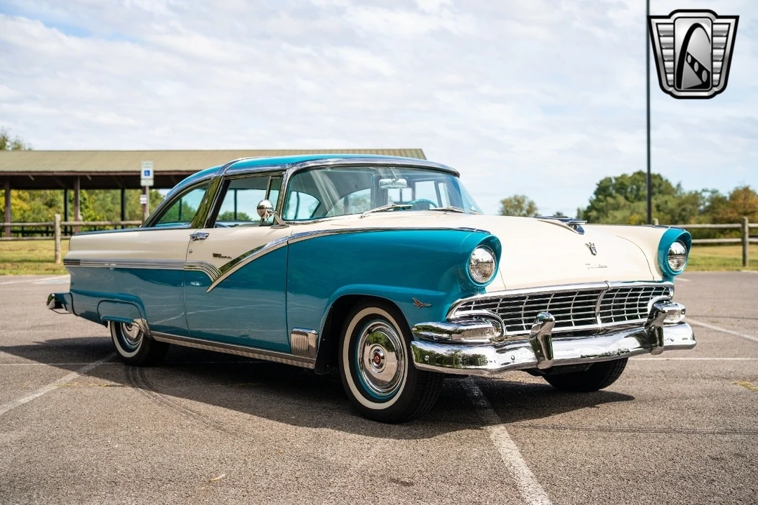 1956 Ford Fairlane 2nd Gen - Image 10 of 12