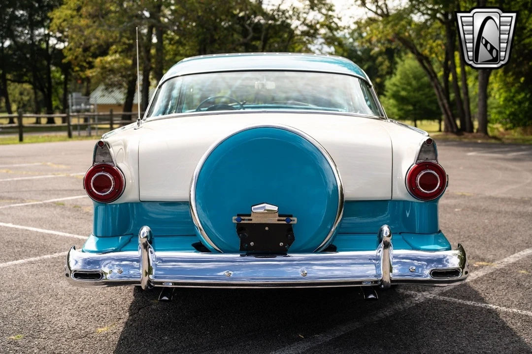1956 Ford Fairlane 2nd Gen - Image 7 of 12