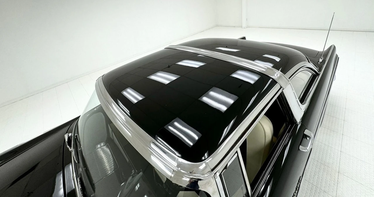 1956 Ford Fairlane 1st Gen - Image 15 of 31