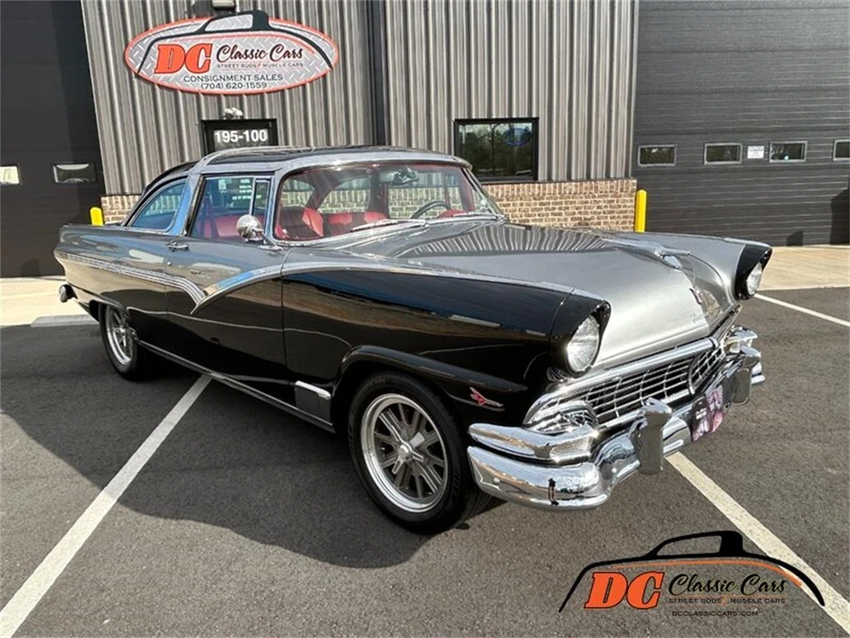 1956 Ford Fairlane 1st Gen - Image 9 of 31