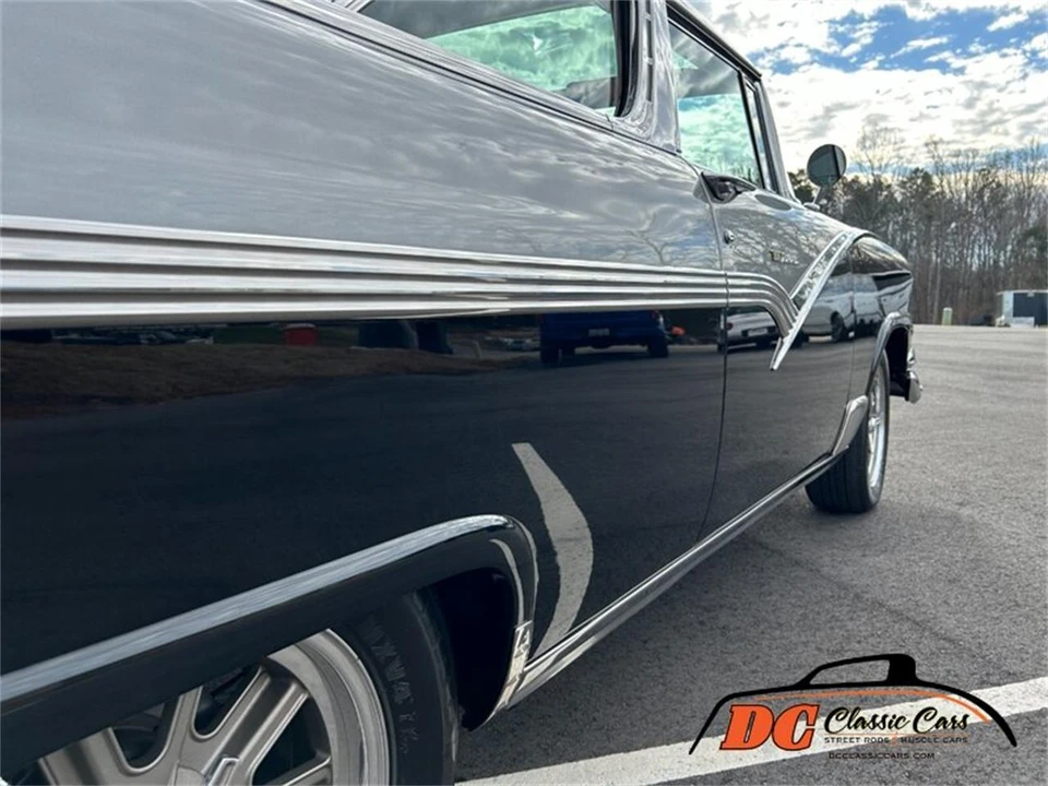 1956 Ford Fairlane 1st Gen - Image 27 of 31