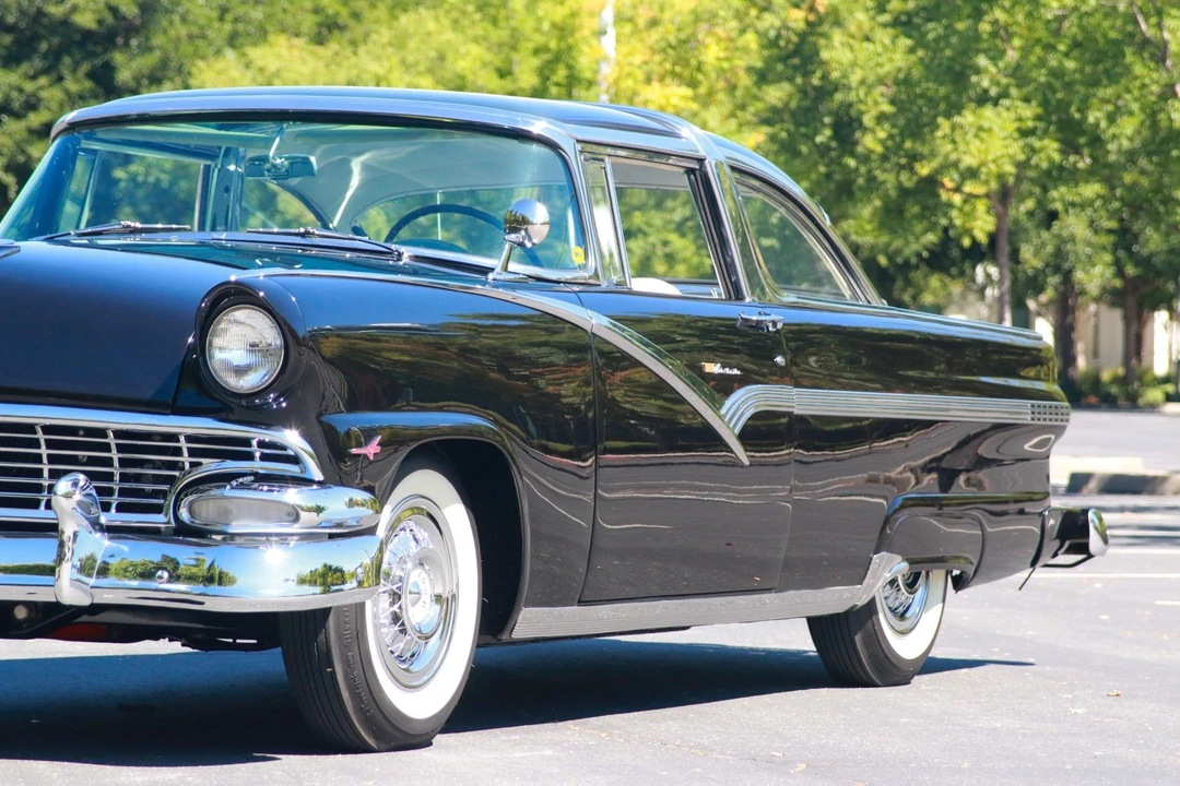 1956 Ford Fairlane 1st Gen - Image 21 of 31