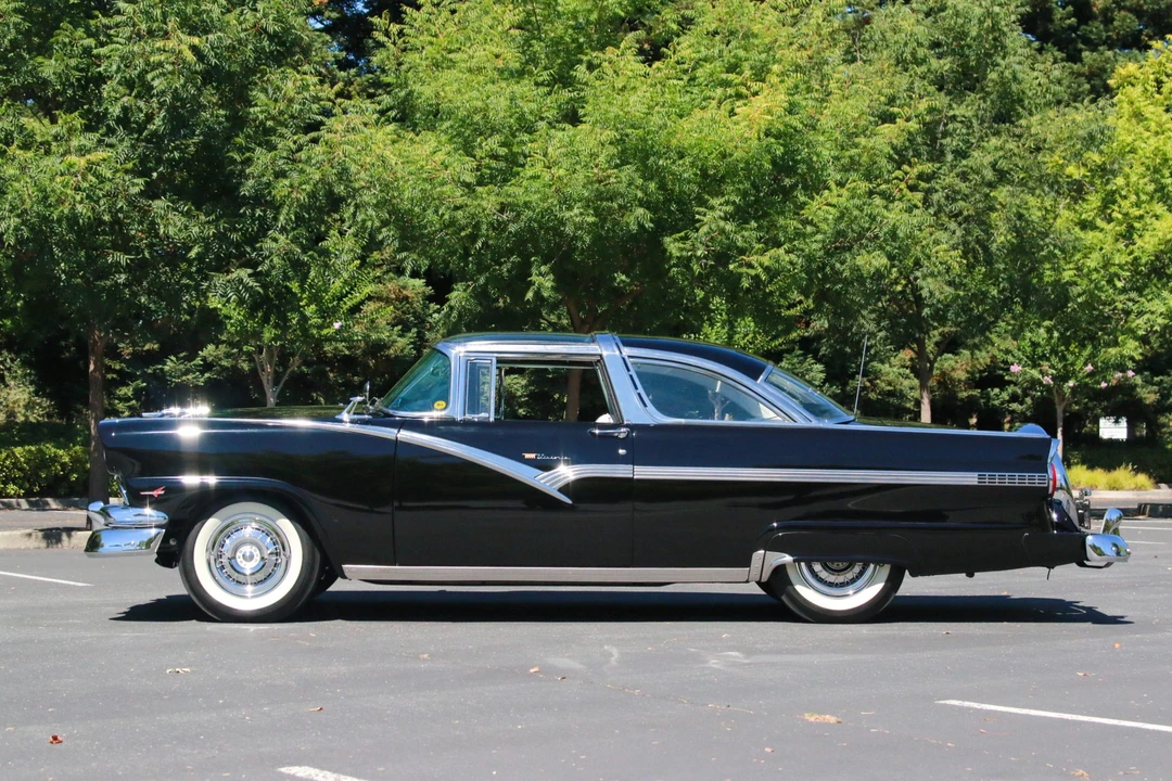 1956 Ford Fairlane 1st Gen - Image 6 of 31