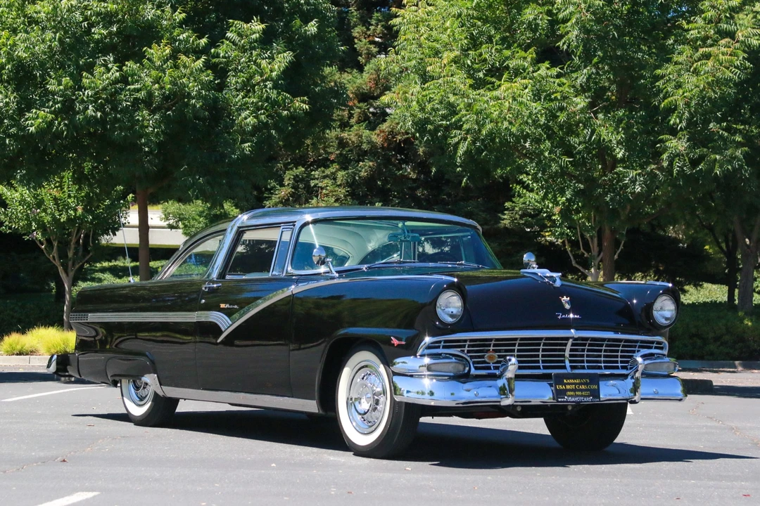 1956 Ford Fairlane 1st Gen - Image 15 of 31