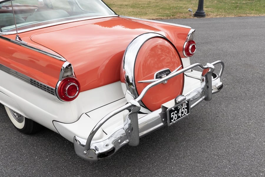 1956 Ford Fairlane 1st Gen - Image 15 of 31