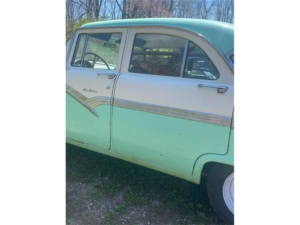 1956 Ford Fairlane 1st Gen - Image 19 of 29