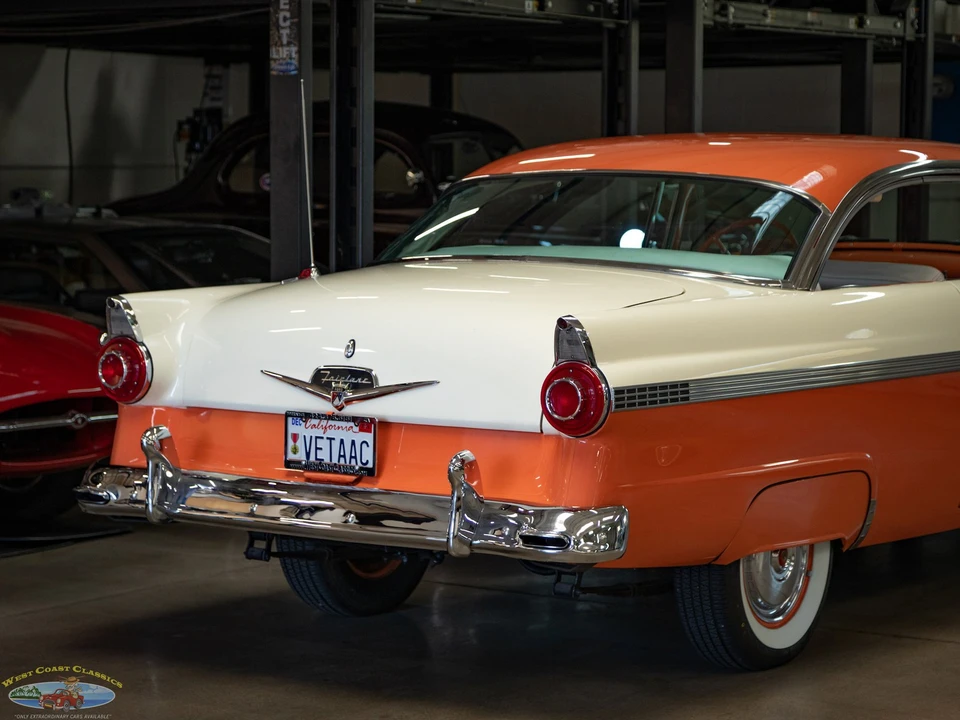 1956 Ford Fairlane 1st Gen - Image 26 of 31
