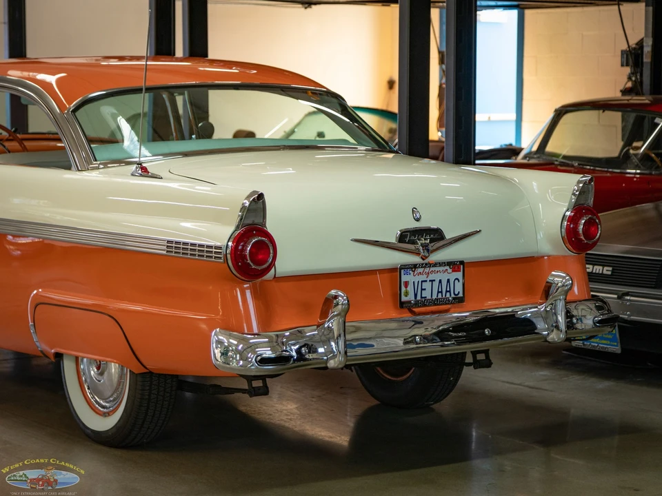 1956 Ford Fairlane 1st Gen - Image 24 of 31