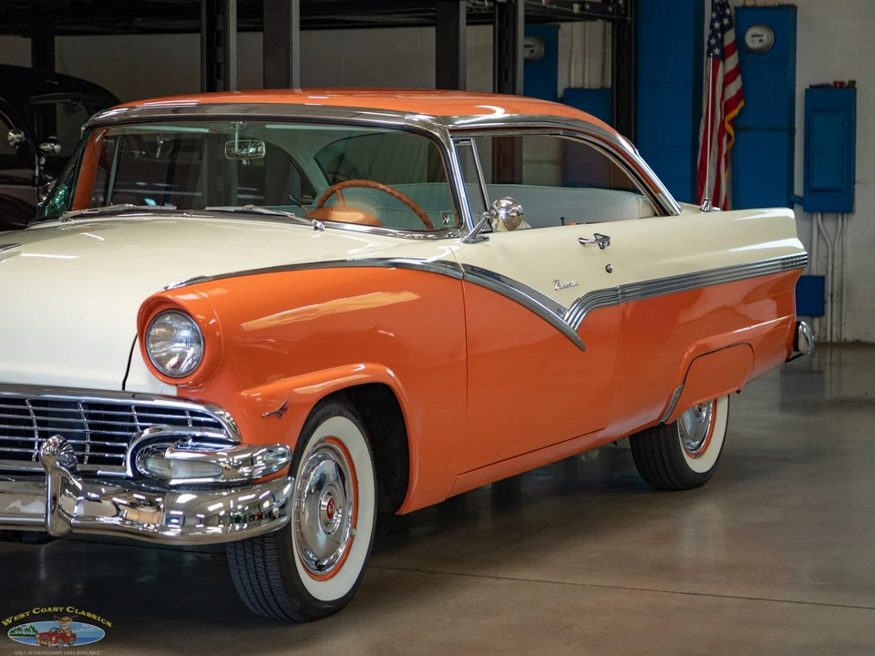 1956 Ford Fairlane 1st Gen - Image 10 of 31