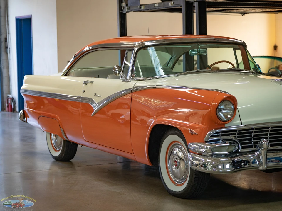 1956 Ford Fairlane 1st Gen - Image 12 of 31
