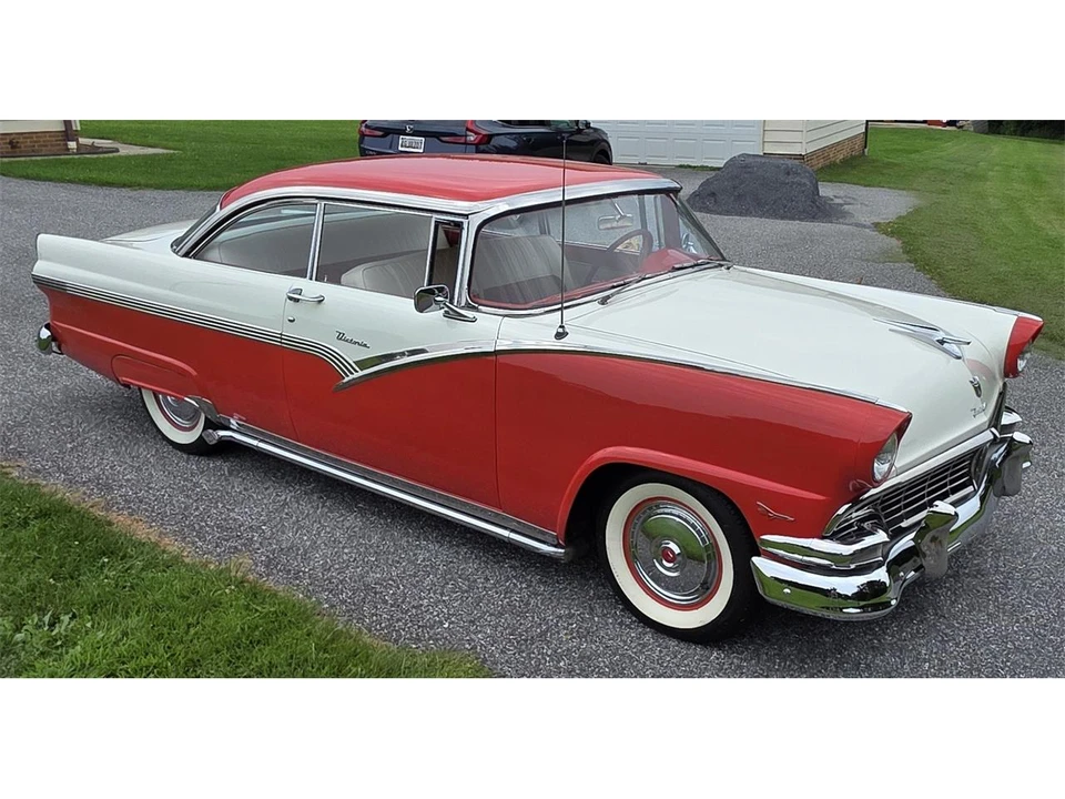 1956 Ford Fairlane 1st Gen - Image 14 of 31