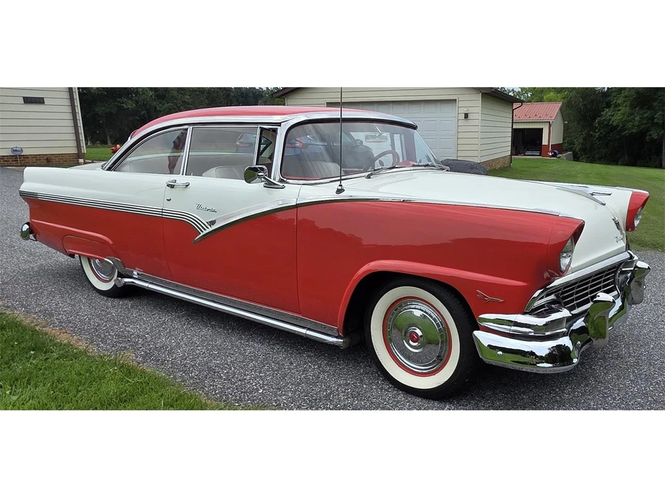 1956 Ford Fairlane 1st Gen - Image 15 of 31