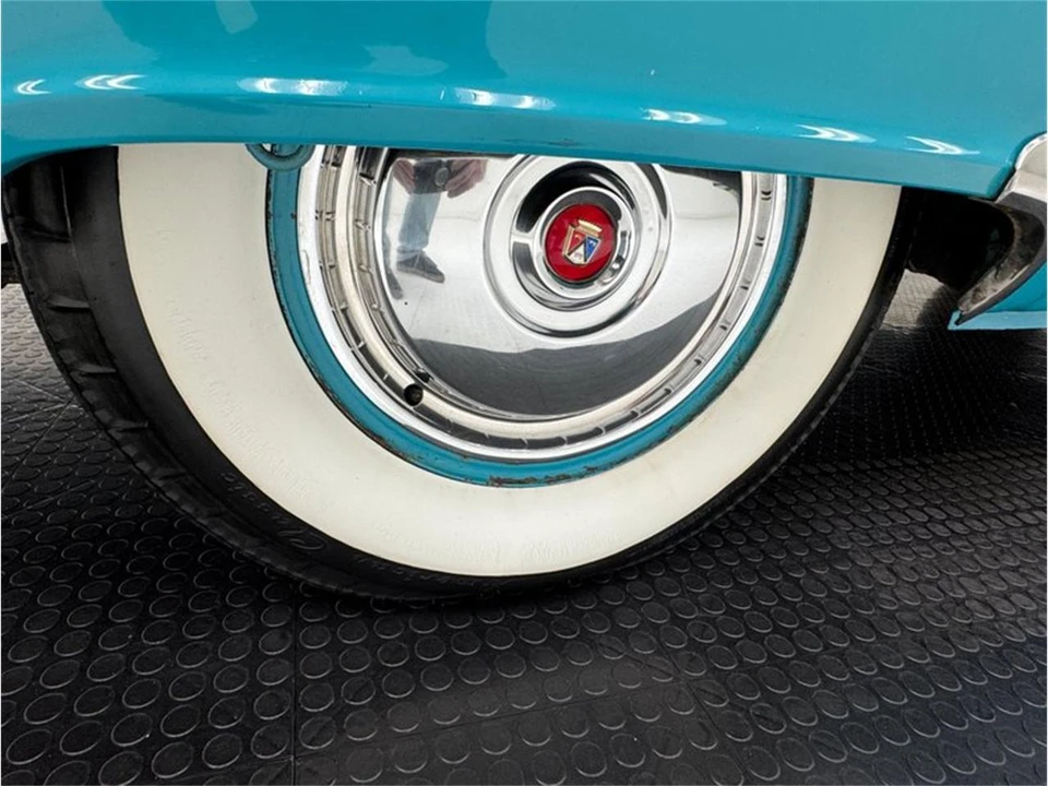 1956 Ford Fairlane 1st Gen - Image 21 of 31