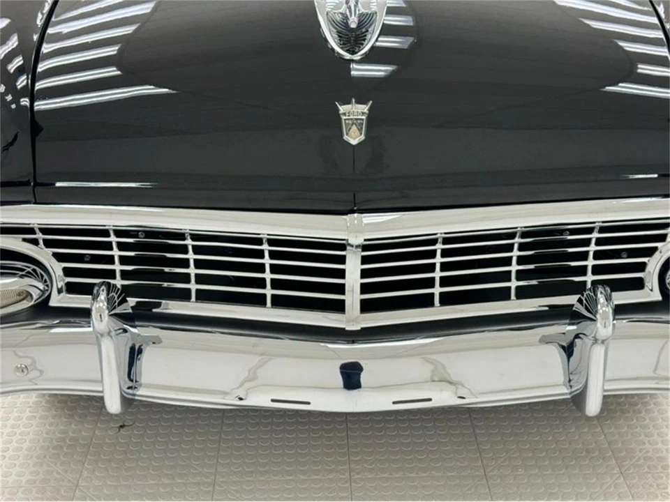 1956 Ford Fairlane 1st Gen - Image 9 of 31