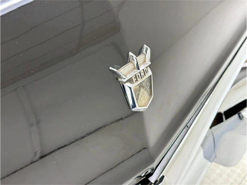 1956 Ford Fairlane 1st Gen - Image 11 of 31