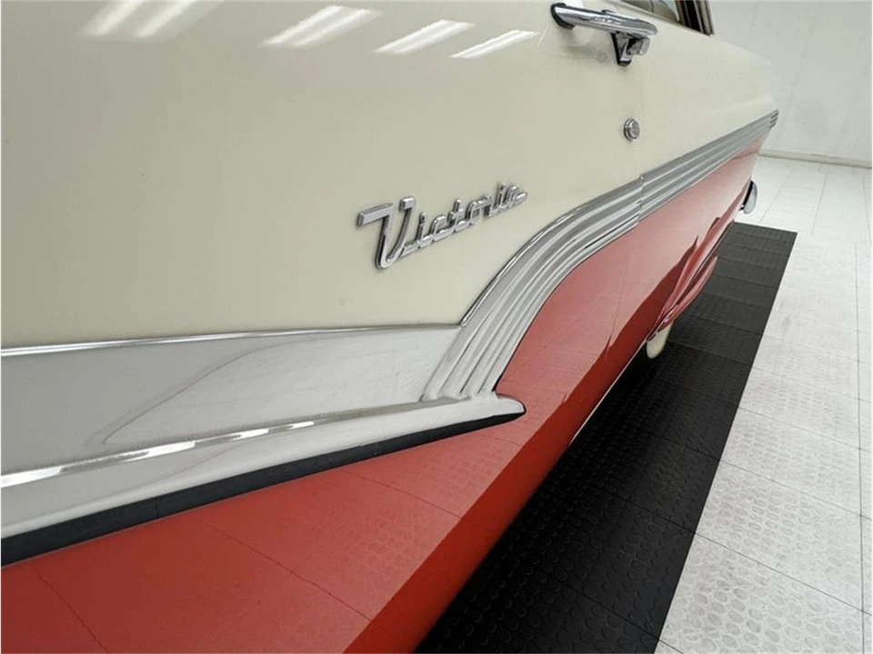 1956 Ford Fairlane 1st Gen - Image 19 of 31