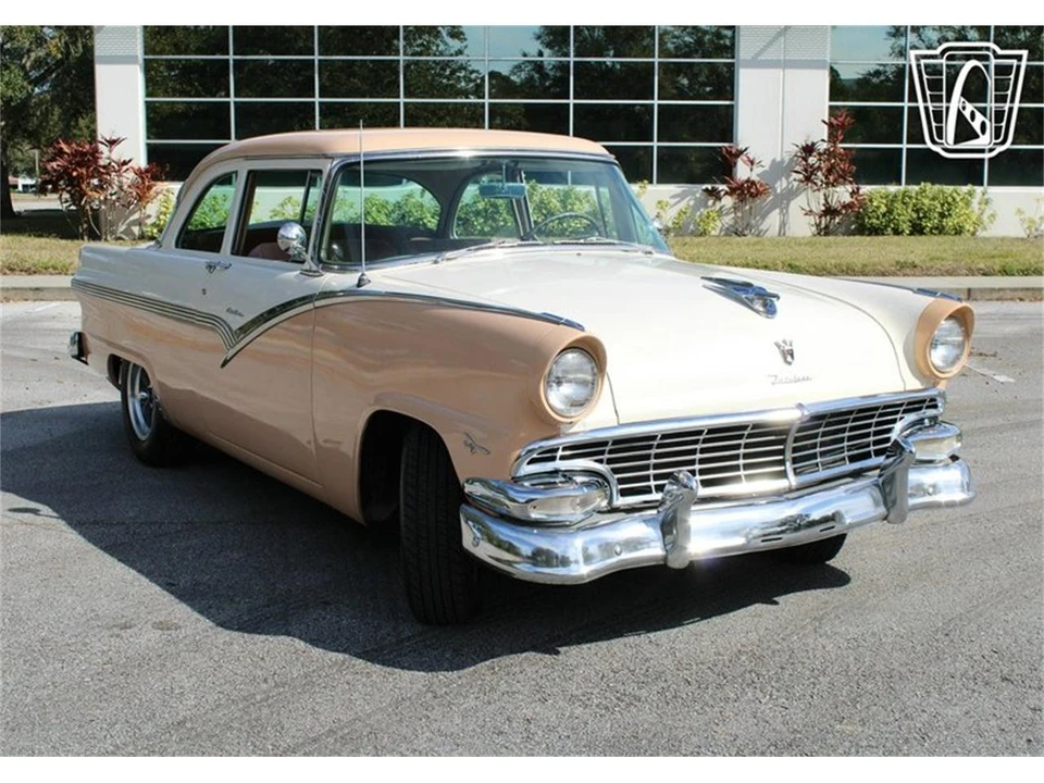1956 Ford Fairlane 1st Gen - Image 7 of 31