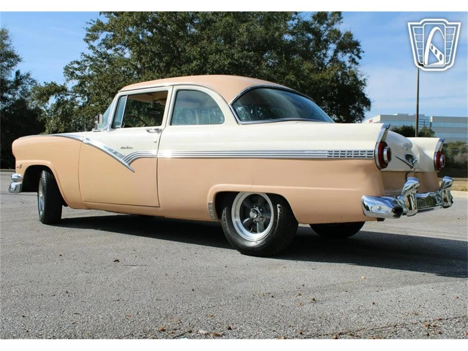 1956 Ford Fairlane 1st Gen - Image 12 of 31