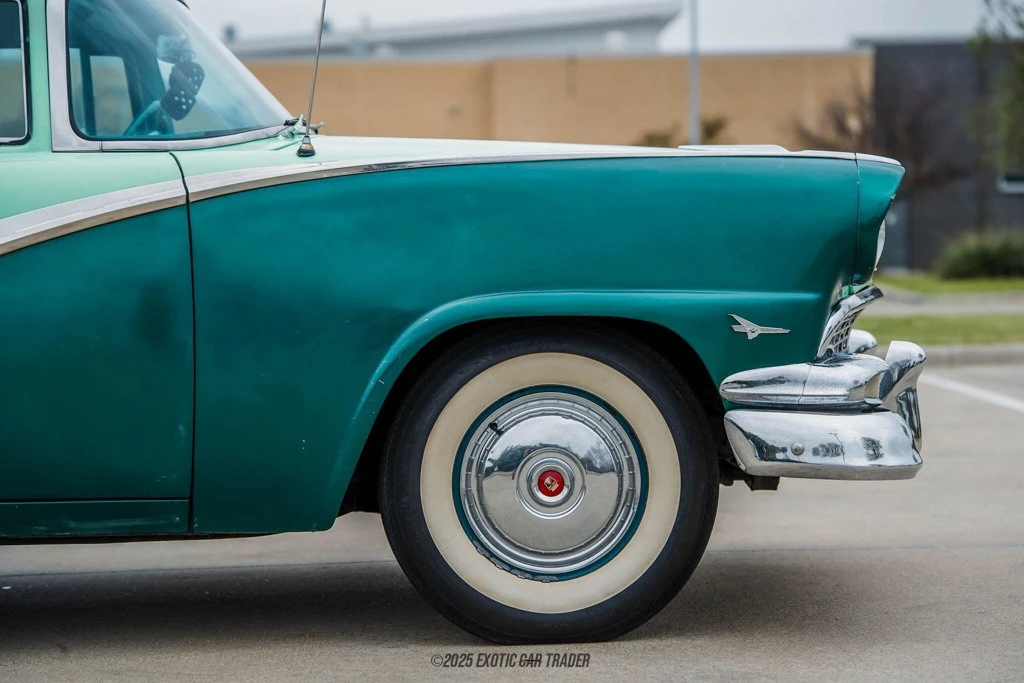 1956 Ford Fairlane 2nd Gen - Image 11 of 12