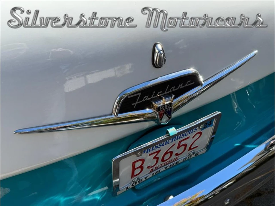 1956 Ford Fairlane 1st Gen - Image 26 of 31