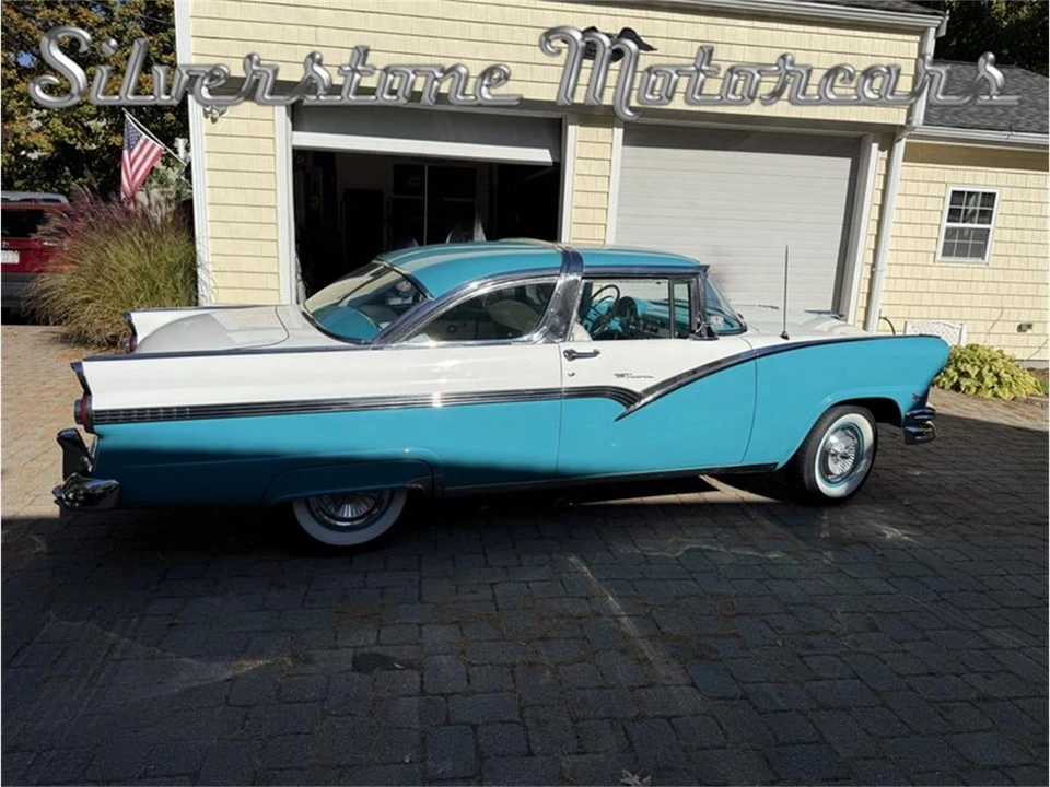 1956 Ford Fairlane 1st Gen - Image 9 of 31