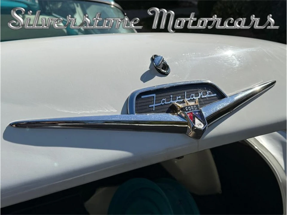 1956 Ford Fairlane 1st Gen - Image 30 of 31