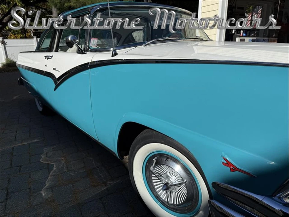 1956 Ford Fairlane 1st Gen - Image 15 of 31