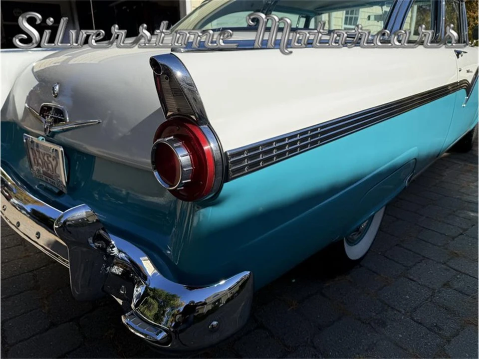 1956 Ford Fairlane 1st Gen - Image 20 of 31