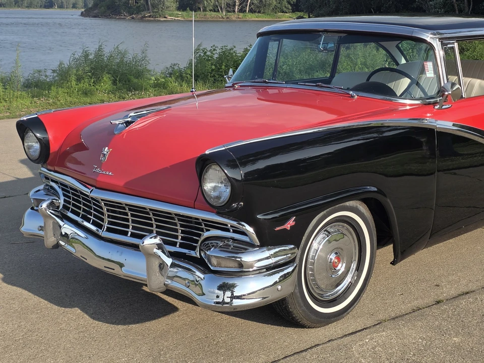 1956 Ford Fairlane 1st Gen - Image 7 of 31