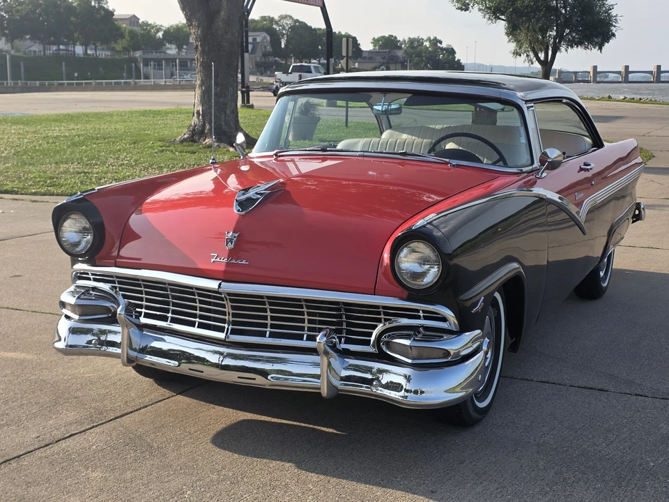 1956 Ford Fairlane 1st Gen - Image 18 of 31