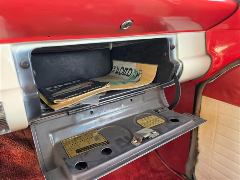 1956 Ford Fairlane 1st Gen - Image 23 of 31