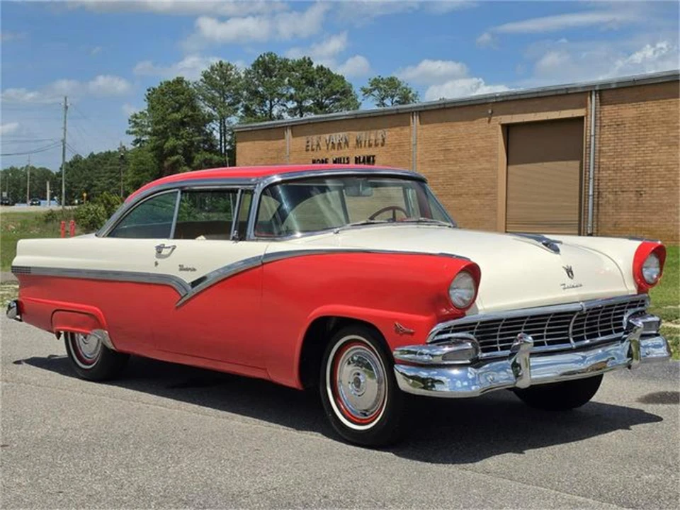 1956 Ford Fairlane 1st Gen - Image 5 of 31