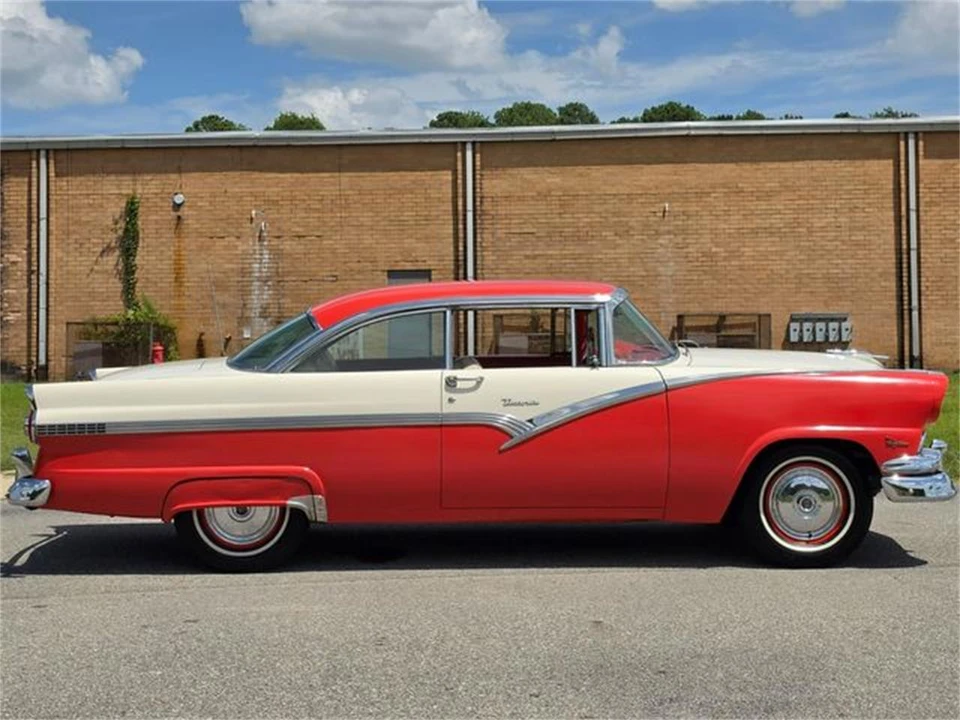 1956 Ford Fairlane 1st Gen - Image 6 of 31
