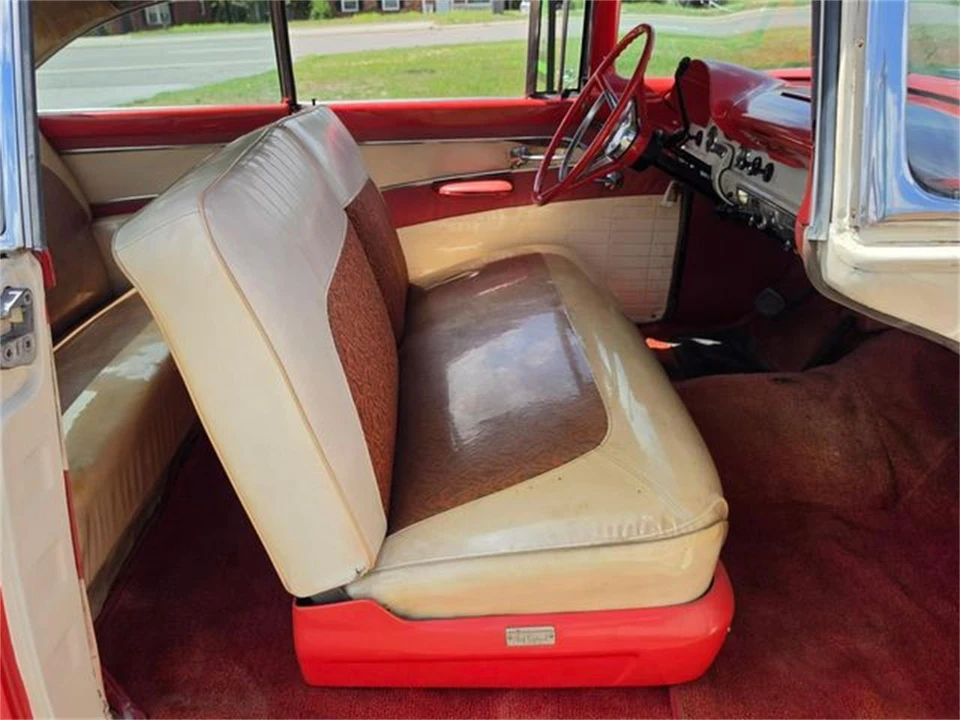 1956 Ford Fairlane 1st Gen - Image 28 of 31