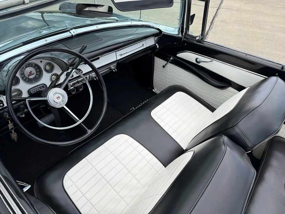 1956 Ford Fairlane 1st Gen - Image 16 of 31