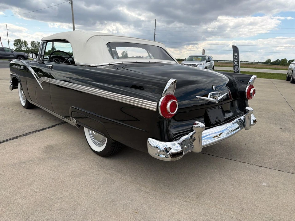 1956 Ford Fairlane 1st Gen - Image 9 of 31