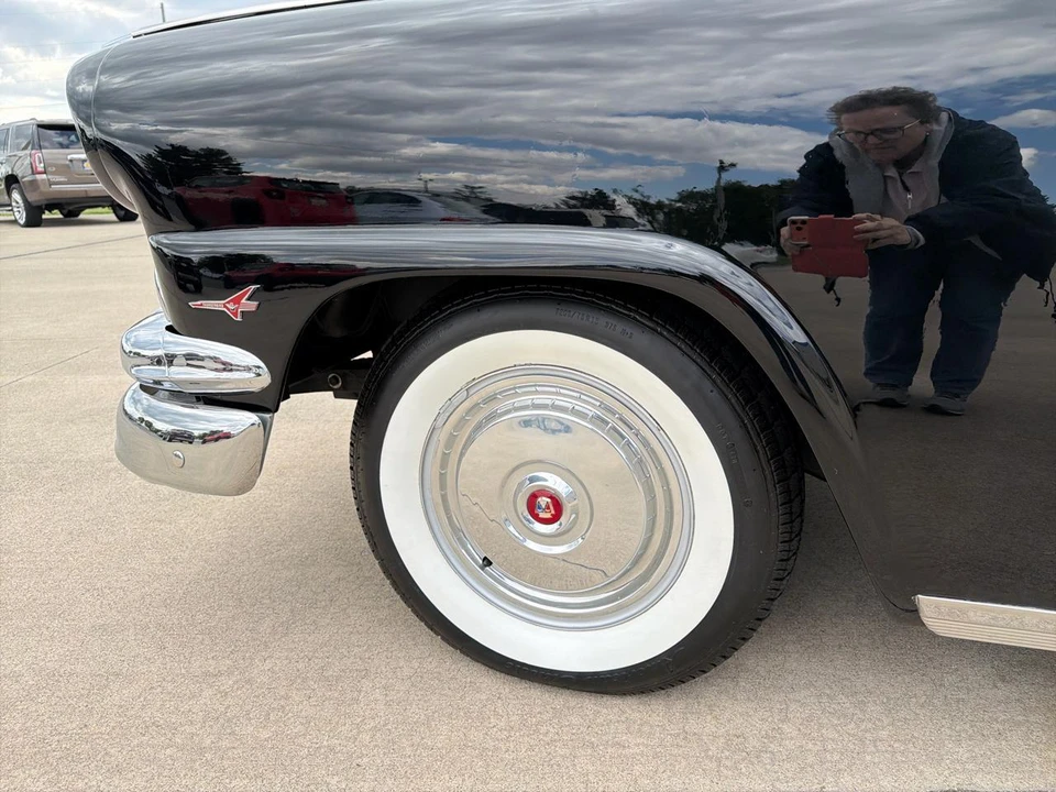 1956 Ford Fairlane 1st Gen - Image 24 of 31