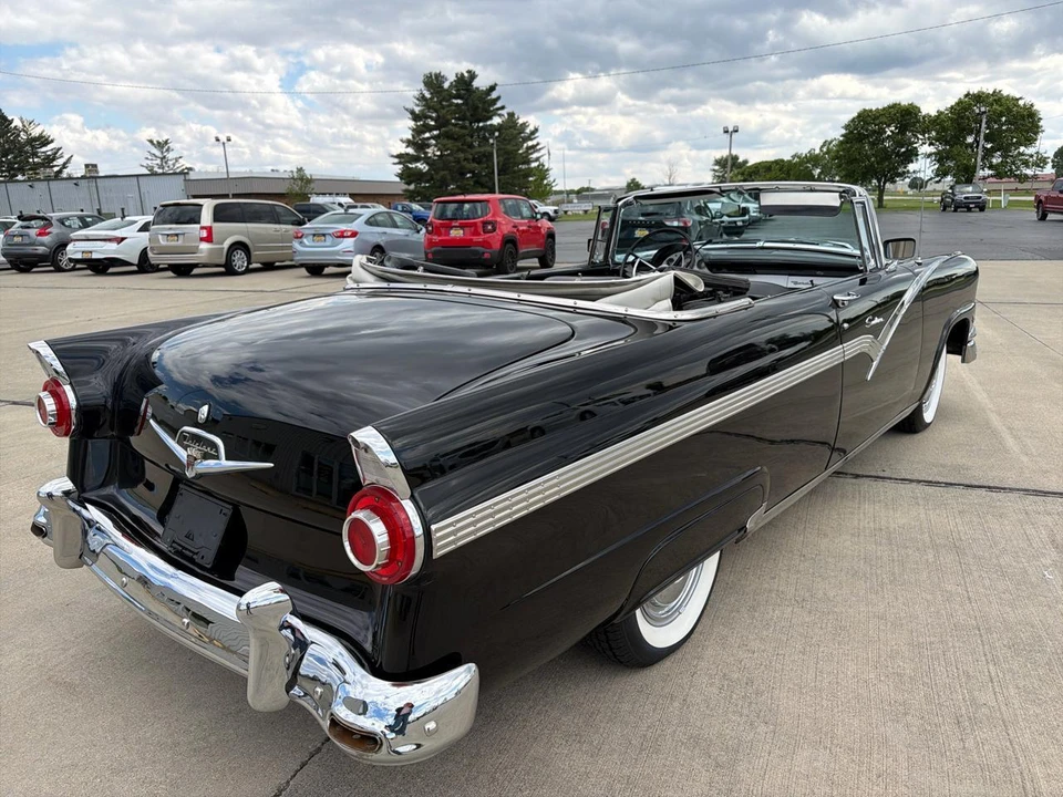 1956 Ford Fairlane 1st Gen - Image 12 of 31