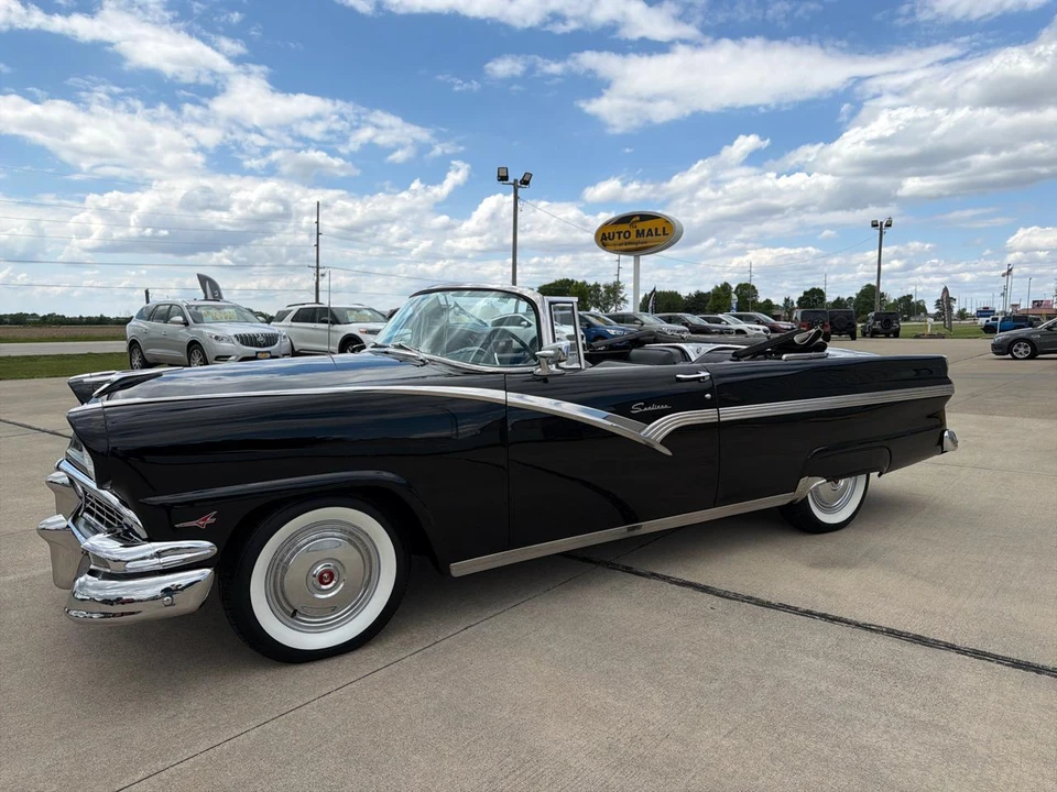 1956 Ford Fairlane 1st Gen - Image 13 of 31