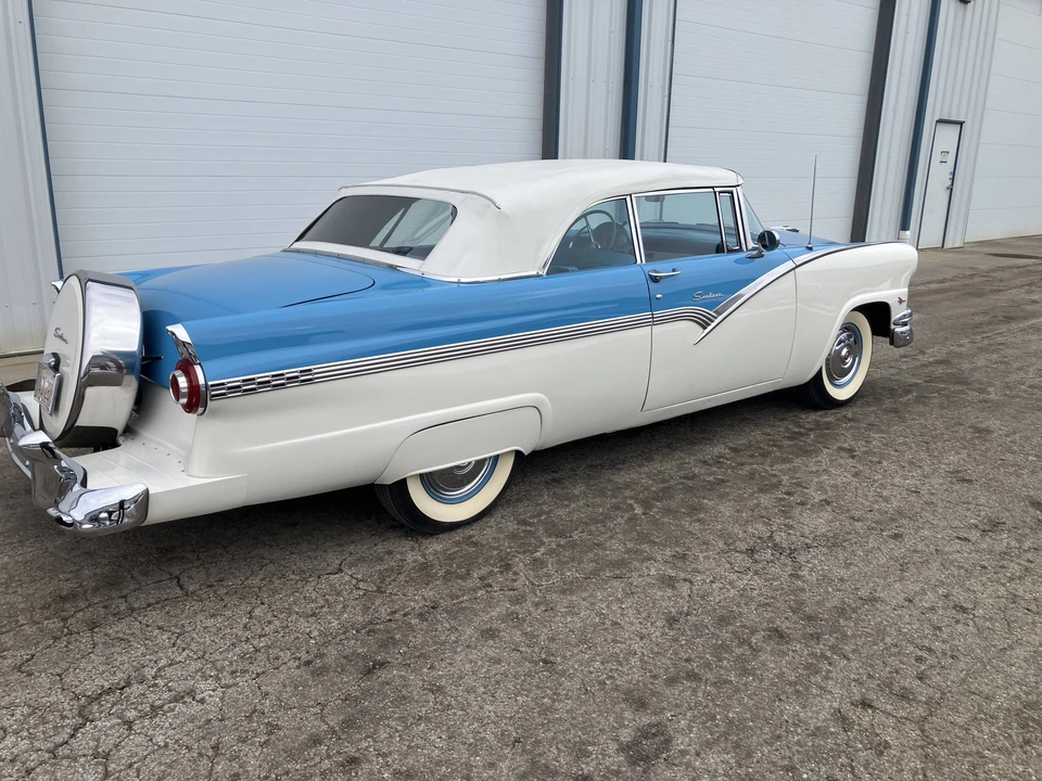 1956 Ford Fairlane 1st Gen - Image 4 of 10
