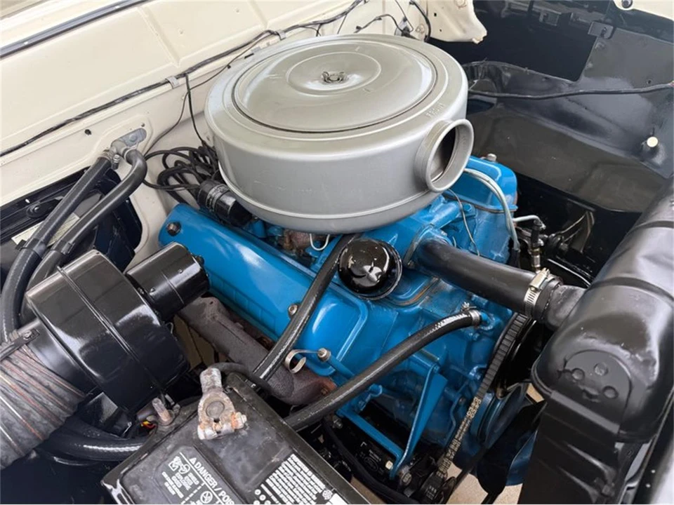 1956 Ford Fairlane 1st Gen - Image 24 of 31