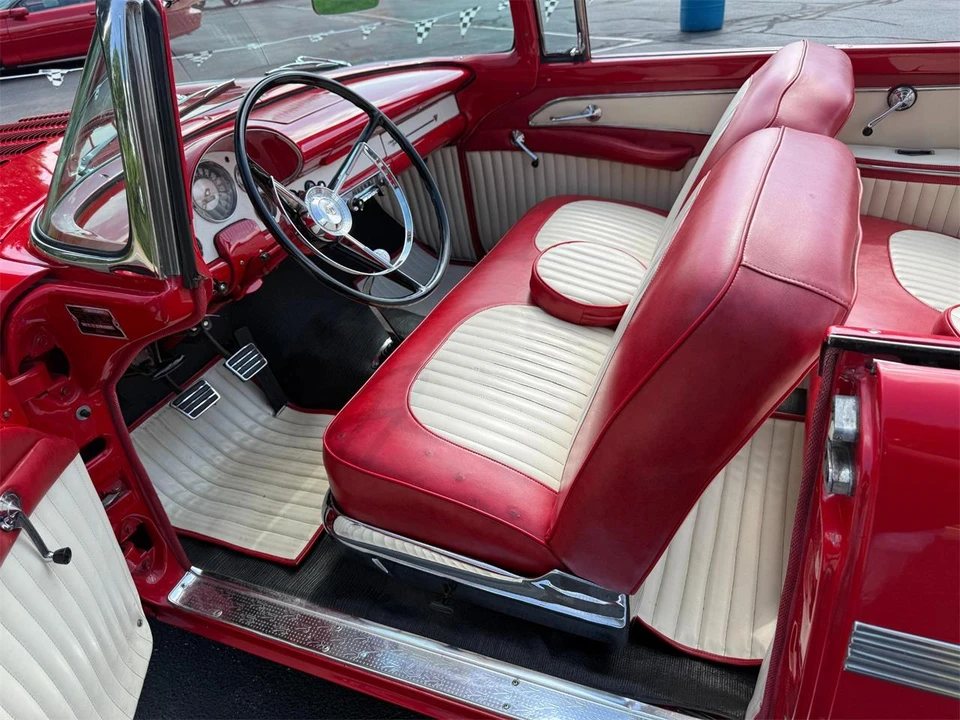 1956 Ford Fairlane 1st Gen - Image 23 of 31