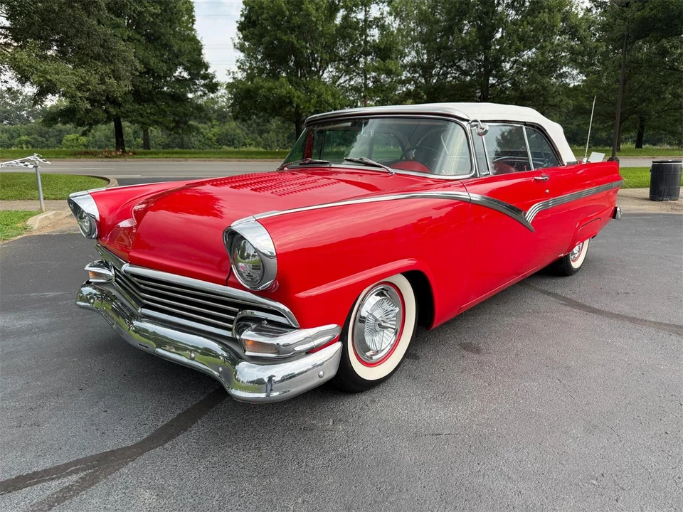 1956 Ford Fairlane 1st Gen - Image 12 of 31