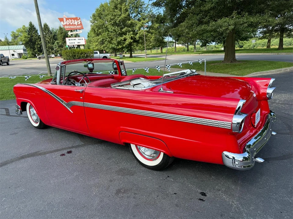 1956 Ford Fairlane 1st Gen - Image 7 of 31